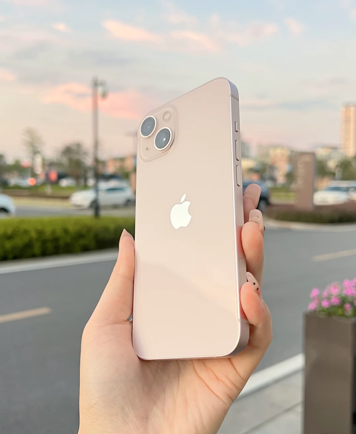 苹果13国行版和公开版(苹果13公开版和官方版有什么区别)-第12张图片-有道翻译官网